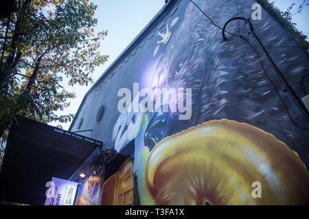 Buenos Aires, Argentine. Le 08 Avr, 2019. L'Espacio Cultural Carlos Gardel sur la soirée de Berlin. Berlin et Buenos Aires va célébrer le 25e anniversaire du jumelage en 2019. Sous la devise no FreedomBerlin va de Buenos Aires, les représentants des deux villes cordialement invités vous faire l'expérience de creative Berlin à Buenos Aires. Crédit : Nicolas Villalobos/dpa/Alamy Live News Banque D'Images