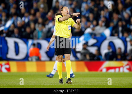 Liverpool, Royaume-Uni. 09 avr, 2019. Au cours de l'arbitre Mateu Lahoz Quart de finale de la Ligue des Champions premier match de jambe entre Liverpool et Porto à Anfield le 16 avril 2019 à Liverpool : PHC Crédit Images/Alamy Live News Banque D'Images