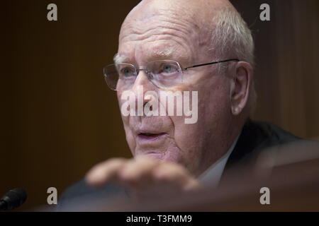 Washington, District de Columbia, Etats-Unis. Apr 9, 2019. États-unis le sénateur Patrick Leahy (démocrate du Vermont) questions la secrétaire d'Etat au cours de l'Pomeo Mike État du Sénat américain, les activités à l'étranger, et des programmes connexes audience du sous-comité le 9 avril 2019 : Crédit Stefani Reynolds/CNP/ZUMA/Alamy Fil Live News Banque D'Images