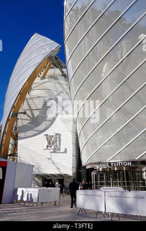 Gallery complexe pour la fondation d'entreprise Louis Vuitton, dans le Bois de Boulogne, Paris, conçu par l'architecte américain Frank Gehry visionnaire Banque D'Images