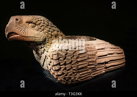 Ancienne statue en pierre de l'Aigle aztèque Templo Mayor Mexico Mexique. créé à partir de 1325 à 1521 Banque D'Images