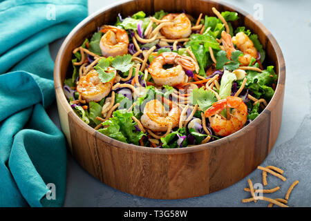 Salade asiatique salade de crevettes avec style Banque D'Images