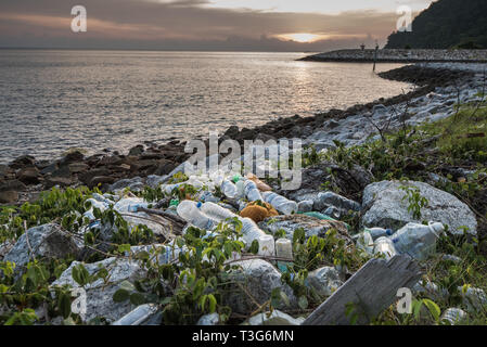 Plage polluée Banque D'Images