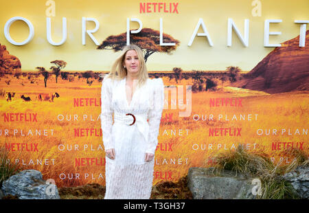 Ellie Goulding assistant à la première mondiale de notre planète de Netflix, tenue au Musée d'Histoire Naturelle de Londres. Banque D'Images