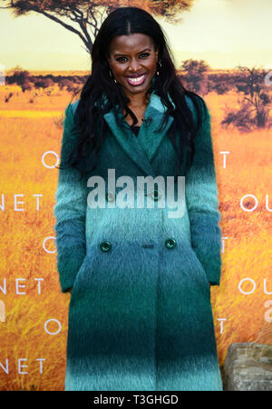 June Sarpong assister à la première mondiale de notre planète de Netflix, tenue au Musée d'Histoire Naturelle de Londres. Banque D'Images