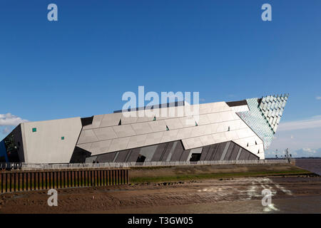 La profonde à Kingston-upon-Hull en Angleterre. Le Riverside aquarium public a été conçu par Terry Farrell et partenaires. Banque D'Images