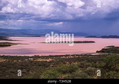 Le Lac Baringo du Tubarão road car il tombe dans la Rift Valley.Le nord du Kenya.L'Afrique de l'Est. Banque D'Images