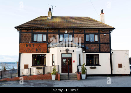 Façade de l'espoir et l'ancre dans le sud Ferriby, Lincolnshire. Le pub sert une cuisine moderne et dispose de 5 chambres. Banque D'Images