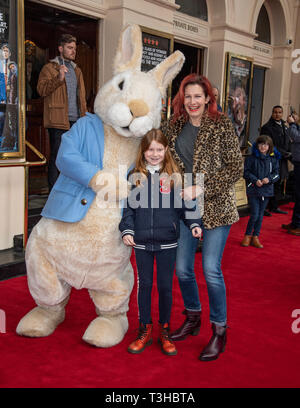 Lucy Montgomery vu pendant la représentation de "Où est Peter Rabbit ?" au Theatre Royal Haymarket à Londres. Banque D'Images
