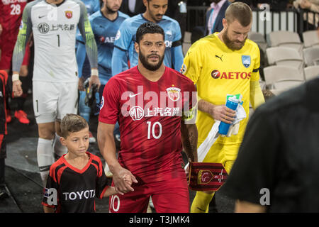 Kogarah, Australie. 10 avr, 2019. Kogarah, Australie. 10 avr 2019. Hulk mène Shanghai EPOP au cours de l'AFC Champions League match Groupe H FC entre Sydney et Shanghai EPOP à Stade du Jubilé, Kogarah, Australie, le 10 avril 2019. Photo de Peter Dovgan. Usage éditorial uniquement, licence requise pour un usage commercial. Aucune utilisation de pari, de jeux ou d'un seul club/ligue/dvd publications. Credit : UK Sports Photos Ltd/Alamy Live News Crédit : UK Sports Photos Ltd/Alamy Live News Banque D'Images