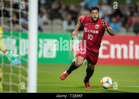 Kogarah, Australie. 10 avr, 2019. Kogarah, Australie. 10 avr 2019. Début de chance pour Hulk de Shanghai EPOP au cours de l'AFC Champions League match Groupe H FC entre Sydney et Shanghai EPOP à Stade du Jubilé, Kogarah, Australie, le 10 avril 2019. Photo de Peter Dovgan. Usage éditorial uniquement, licence requise pour un usage commercial. Aucune utilisation de pari, de jeux ou d'un seul club/ligue/dvd publications. Credit : UK Sports Photos Ltd/Alamy Live News Crédit : UK Sports Photos Ltd/Alamy Live News Banque D'Images