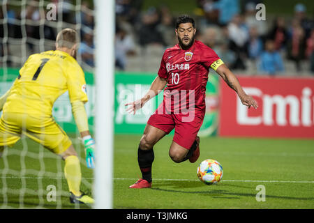 Kogarah, Australie. 10 avr, 2019. Kogarah, Australie. 10 avr 2019. Début de chance pour Hulk de Shanghai EPOP au cours de l'AFC Champions League match Groupe H FC entre Sydney et Shanghai EPOP à Stade du Jubilé, Kogarah, Australie, le 10 avril 2019. Photo de Peter Dovgan. Usage éditorial uniquement, licence requise pour un usage commercial. Aucune utilisation de pari, de jeux ou d'un seul club/ligue/dvd publications. Credit : UK Sports Photos Ltd/Alamy Live News Crédit : UK Sports Photos Ltd/Alamy Live News Banque D'Images