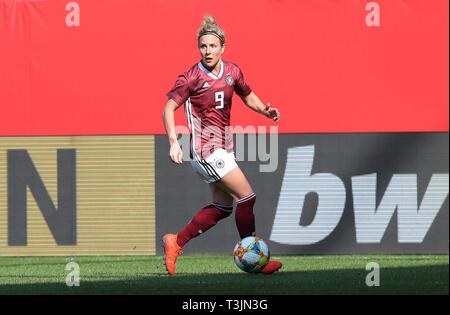 Paderborn, Allemagne. 09 avr, 2019. firo : 09.04.2019, Football, 2018/2019, Landerrspiel jeu Test Mesdames Femmes Allemagne - Japon 2 : 2 action, Svenja Huth | utilisée dans le monde entier : dpa Crédit/Alamy Live News Banque D'Images