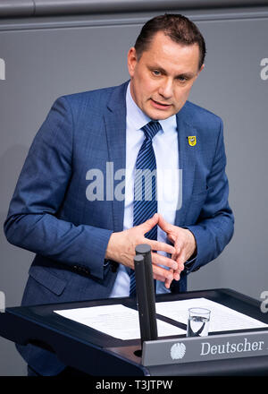 Berlin, Allemagne. 10 avr, 2019. Tino Chrupalla (AfD) parle à la session plénière du Bundestag allemand. Dpa : Crédit photo alliance/Alamy Live News Banque D'Images