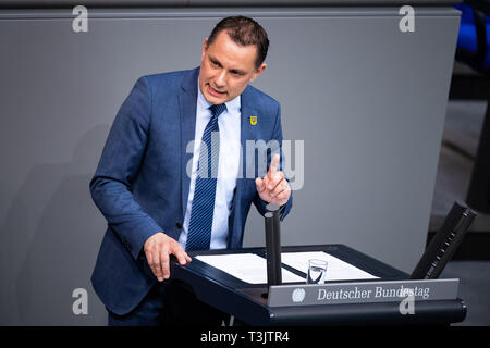 Berlin, Allemagne. 10 avr, 2019. Tino Chrupalla (AfD) parle à la session plénière du Bundestag allemand. Dpa : Crédit photo alliance/Alamy Live News Banque D'Images