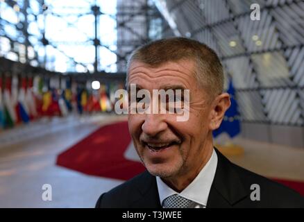 Bruxelles, Belgique. 10 avr, 2019. Le premier ministre tchèque Andrej Babis parle aux journalistes avant de pourparlers entre les chefs des pays de l'UE avec UK PM Theresa peut sur Brexit, le 10 avril 2019, à Bruxelles, Belgique. Credit : Jakub Dospiva/CTK Photo/Alamy Live News Banque D'Images