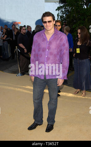 LOS ANGELES, CA. 22 juillet 2002 : l'acteur David Boreanaz au Hollywood premiere d'Austin Powers in Goldmember. © Paul Smith / Featureflash Banque D'Images