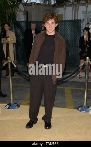 LOS ANGELES, CA. 22 juillet 2002 : l'Acteur AARON HIMELSTEIN Hollywood à la première de son nouveau film Austin Powers in Goldmember. © Paul Smith / Featureflash Banque D'Images