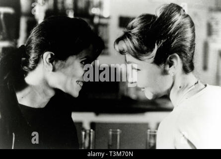 Agnes Jaoui et Catherine Frot dans le film ressemblances familiales, 1996 Banque D'Images