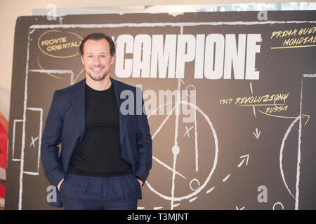 Roma, Italie. 10 avr, 2019. Stefano Accorsi Photocall du film italien 'Il Campione' Credit : Matteo Nardone/Pacific Press/Alamy Live News Banque D'Images