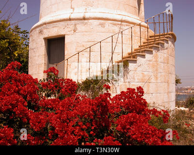 Ancien phare près de Kato Pafos, Chypre Banque D'Images