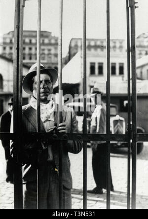 L'acteur français Jean Gabin dans le film Le Pepè Mokò, 1937 Banque D'Images