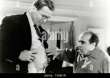 Acteurs Arnold Schwarzenegger et Danny DeVito dans le film Junior, 1994 Banque D'Images