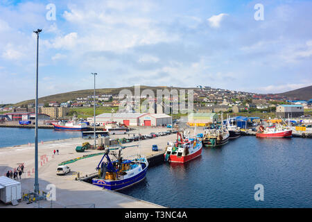 Port de Lerwick et le terminal de croisière, Lerwick, Shetland, les îles du Nord, Ecosse, Royaume-Uni Banque D'Images