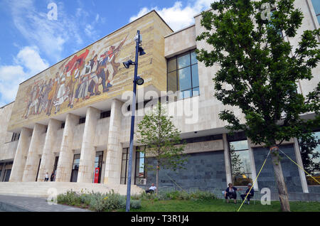 Partie 2, Tirana, la place Skanderbeg Banque D'Images