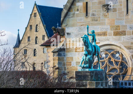 COBURG, ALLEMAGNE - vers Mars, 2015 : Sculpture Licht et sur la puissance de la forteresse de veste Coburg, Bavière, Allemagne Banque D'Images