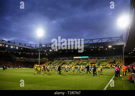 L'équipe à une mosaïque orthographe OTBC - sur la balle City - Norwich City v Lecture, Sky Bet Championship, Carrow Road, Norwich - 10 Avril 2019 Banque D'Images