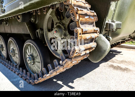 Vue rapprochée de Caterpillar de la Fédération de armored tank Banque D'Images
