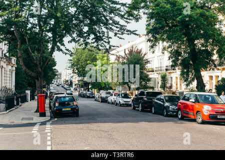 Londres/UK - 21 juillet 2018 : Kensington Park Road, Notting Hill, Londres, Royaume-Uni Banque D'Images