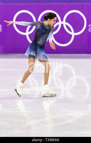 Evgenia Medvedeva (OAR) qui se font concurrence sur le patinage artistique - Court dames aux Jeux Olympiques d'hiver de PyeongChang 2018 Banque D'Images