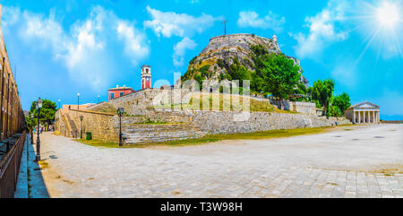 Ancienne forteresse de Kerkyra, capitale de l'île de Corfou, Grèce. Banque D'Images