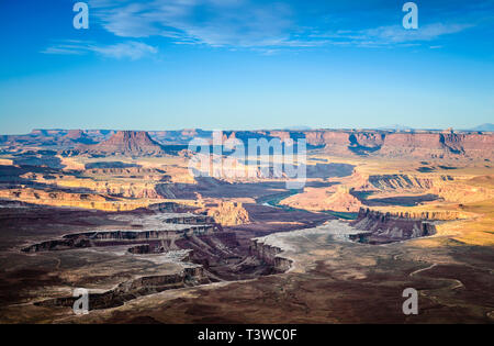 Vue aérienne de Horseshoe Bend, Canyonlands, Utah, United States Banque D'Images