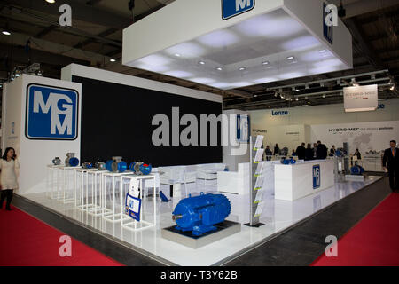 Impressions de l'autre l'automatisation intégrée, motion et les lecteurs et l'usine numérique et intégrée de l'énergie sur les stands à la foire de Hanovre Banque D'Images