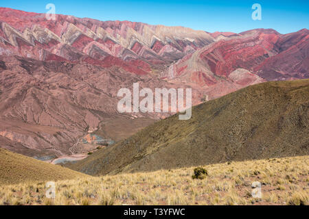 Cerro Hornocal, Jujuy, Argentine  : 14 couleurs en montagne au nord de l'Argentine, très proche de la Bolivie 7 couleurs mountain Banque D'Images