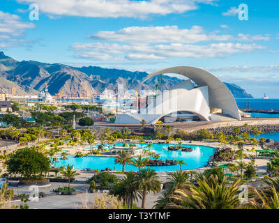 Paysage avec Santa Cruz, capitale de Tenerife, îles de Canaries, Espagne Banque D'Images