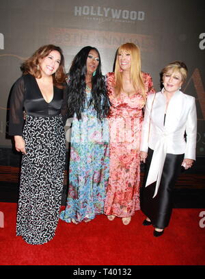 10 avril 2019 - Hollywood, Californie, États-Unis - J16043CHW.Hollywood Chamber of Commerce rend hommage à l'Original Pointer Sisters Bonnie et pointeur Pointeur Anita avec Lifetime Achievement Award.Avalon Hollywood, Hollywood, Californie, USA .04/10/2019 .ANGELICA VALE, Bonnie Pointer, Pointeur et Anita Maria Angelica .Â©Clinton H.Wallace/Photomundo/ Photos International Inc (crédit Image : © Clinton Wallace/Globe Photos via Zuma sur le fil) Banque D'Images