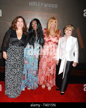 10 avril 2019 - Hollywood, Californie, États-Unis - J16043CHW.Hollywood Chamber of Commerce rend hommage à l'Original Pointer Sisters Bonnie et pointeur Pointeur Anita avec Lifetime Achievement Award.Avalon Hollywood, Hollywood, Californie, USA .04/10/2019 .ANGELICA VALE, Bonnie Pointer, Pointeur et Anita Maria Angelica .Â©Clinton H.Wallace/Photomundo/ Photos International Inc (crédit Image : © Clinton Wallace/Globe Photos via Zuma sur le fil) Banque D'Images