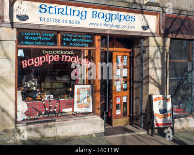 Boutique cornemuse sur Broad Street dans la ville de Stirling en Écosse Banque D'Images