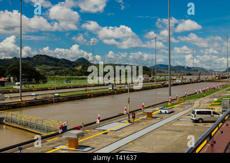 Miralflores verrous au Canal de Panama. Banque D'Images