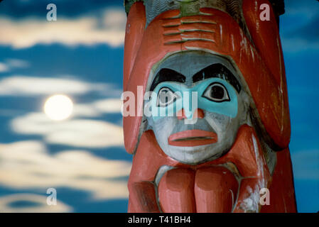 Alaska,Nord-Ouest,Nord,49e État,Alaskan,Arctique,la dernière frontière,Haines Tlingit Park,terrain public,loisirs,totem pôle,sculpture,tradition,culture,cul Banque D'Images