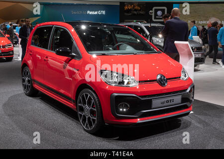 Genève, SUISSE - Le 5 mars 2019 : Volkswagen GTI voiture jusqu'à l'honneur à la 89e Salon International de l'Automobile de Genève. Banque D'Images