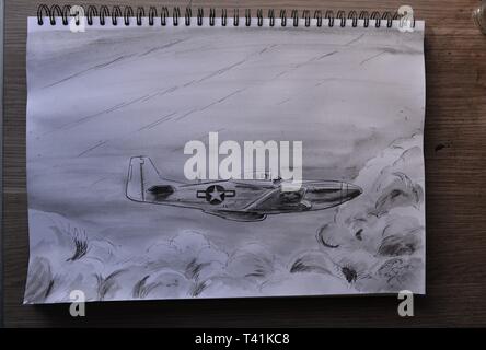 Sketchbook dessin dans étapes de P 51 Mustang . Crayon, Stylo et encre et lavis à l'encre. Banque D'Images