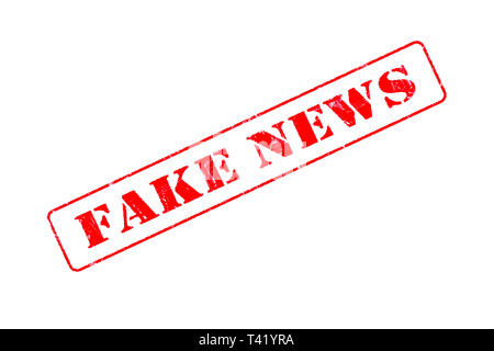 Concept de tampon en caoutchouc montrant un timbre rouge lecture Fake News Banque D'Images