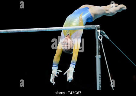 Szczecin, Pologne. 12 avr, 2019. Anastasiia Bachynska d'Ukraine vu en action lors de la finale du Concours Général de la femme 8ème Championnat d'Europe en gymnastique artistique (jour 3). Credit : SOPA/Alamy Images Limited Live News Banque D'Images