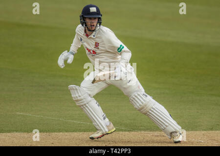 Londres, Royaume-Uni. 13 avril, 2019. Robbie au bâton blanc comme Surrey prendre sur l'Essex, le troisième jour des match de championnat Specsavers County à la Kia Oval. David Rowe/ Alamy Live News Banque D'Images