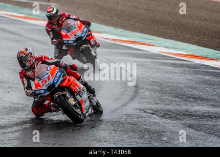 Valence/Espagne - 11/18/2018 - Ducati rider essai # 51 Valde Pirro (ITA) 5 fois champion du monde # 99 Jorge Lorenzo (SPA) au cours de la GP de Valence Banque D'Images